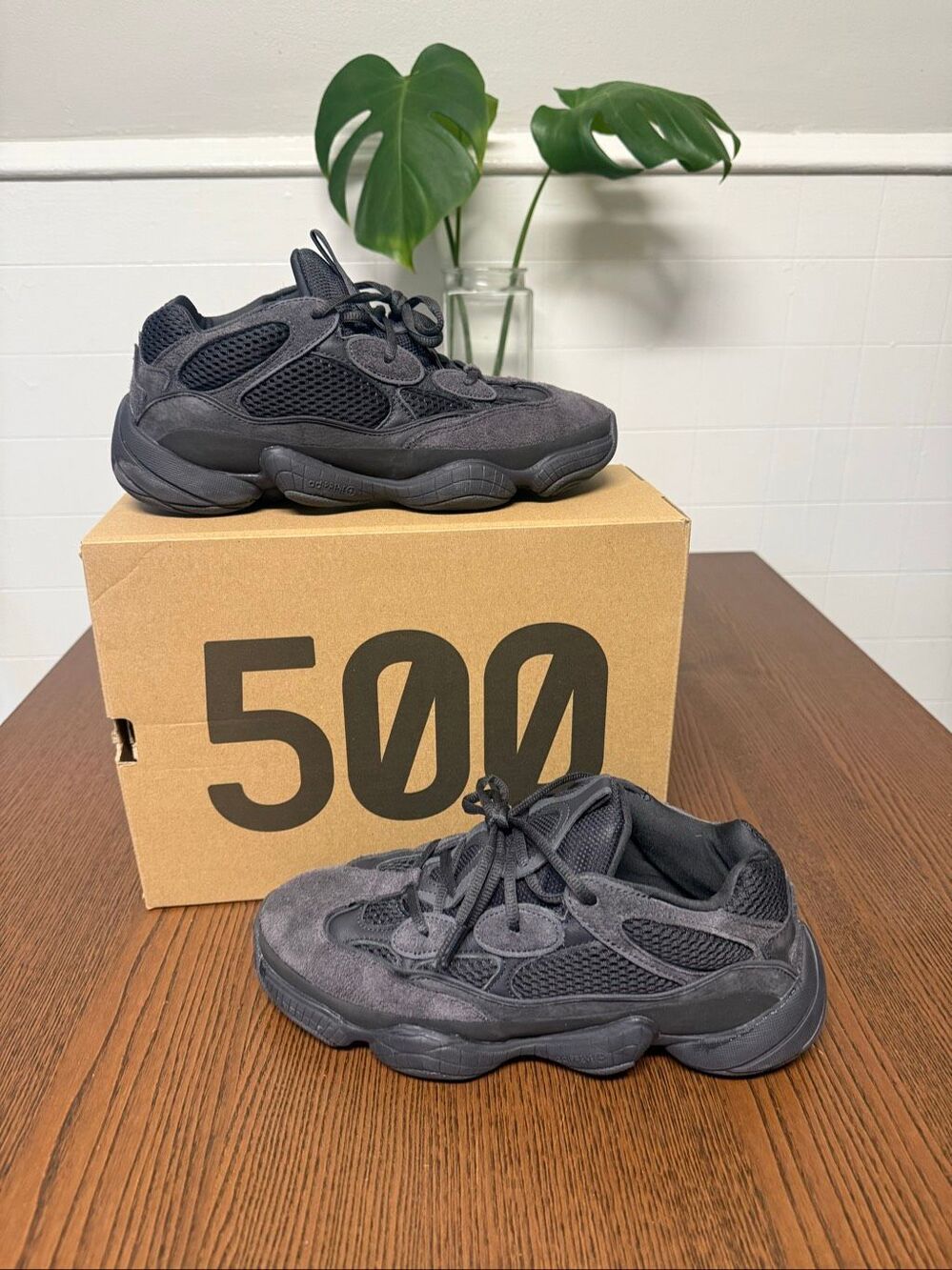 YEEZY 500 sz 9 like new 🔥